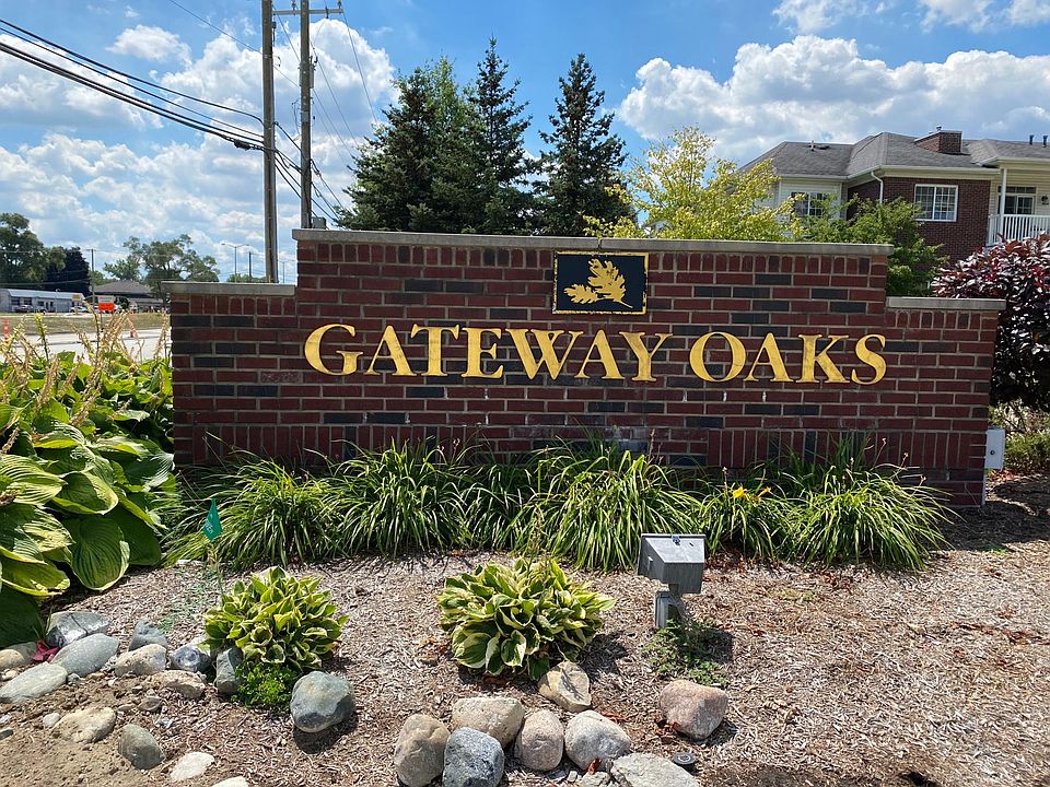 1st image of 5307 Twin Oaks Dr