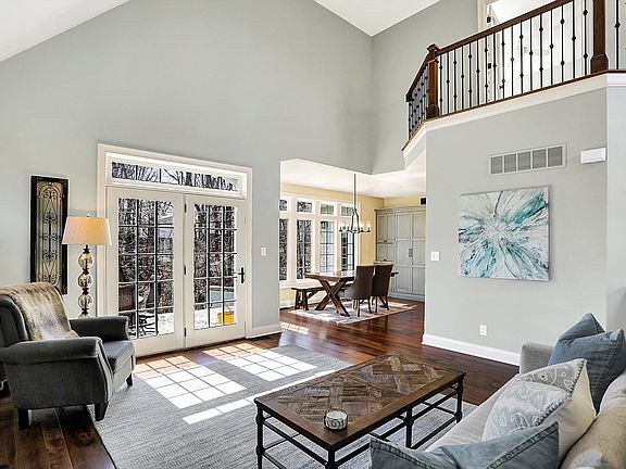 4th image of 86 Cricket Knoll Ln