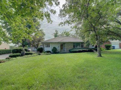 622 S Belmont Ave, Watseka, IL, 60970