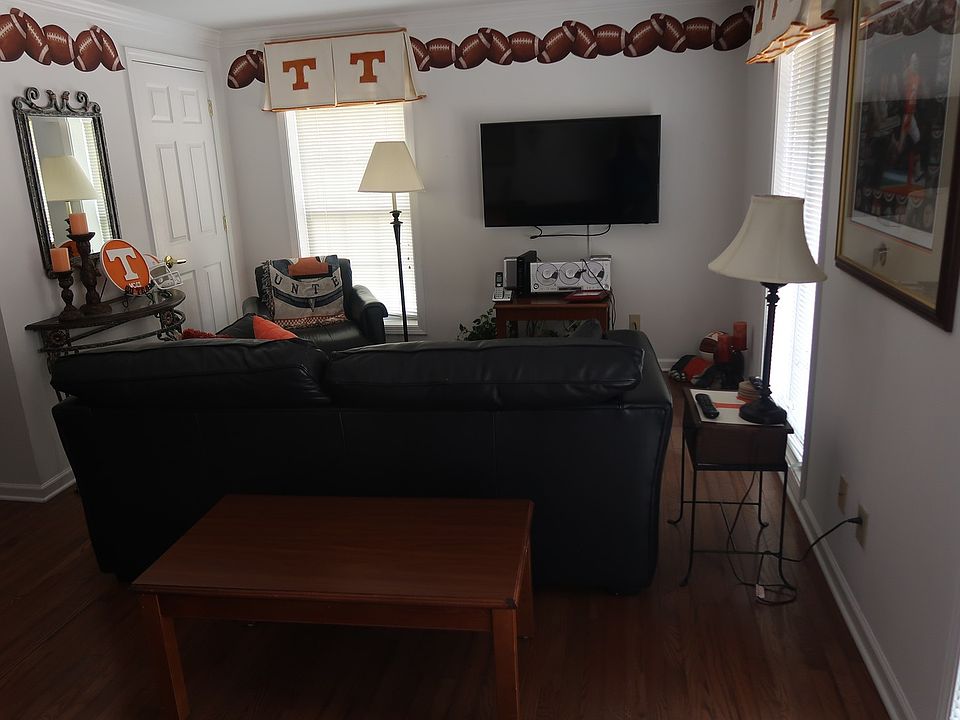 1004 Game Day Way Knoxville TN Zillow