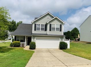 1941 Sterling Hill Dr, Fuquay Varina, NC 27526