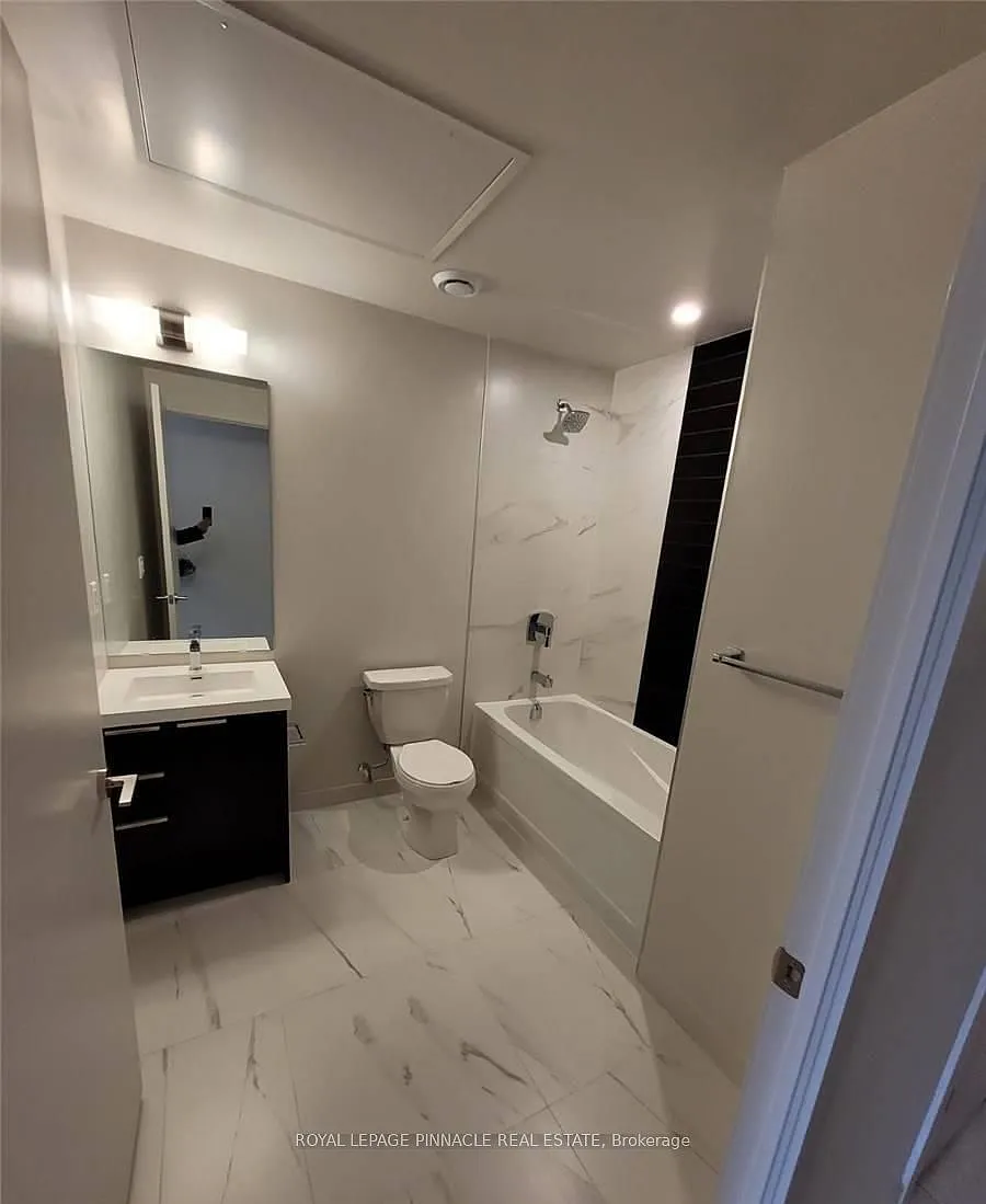 2 bed, $2,200 — Photo 4