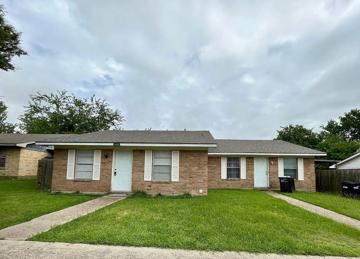 2 bed, 1.0 bath, 900 sqft, $1,150 — Photo 1