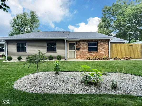 2975 Two Worlds Dr, Columbus, IN 47201