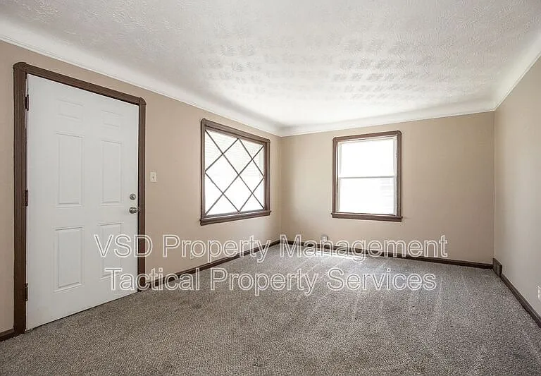 5120 Clement Ave — Photo 28