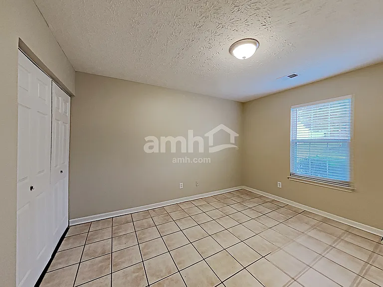 247 Rockingham Dr — Photo 17