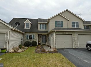 74 Pebble Creek Dr, Lititz, PA 17543