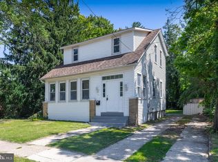 127 Hemlock Ave, Laurel Springs, NJ 08021