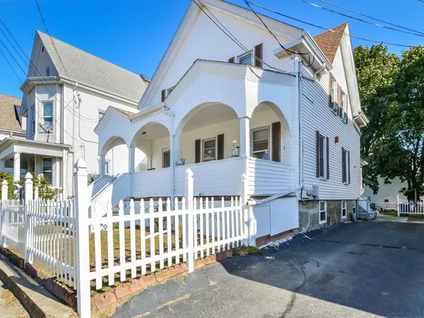 102 Mount Pleasant St, New Bedford, MA 02740