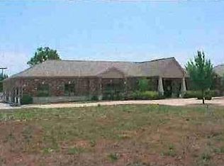 1022 Douglas Rd, Oswego, IL 60543