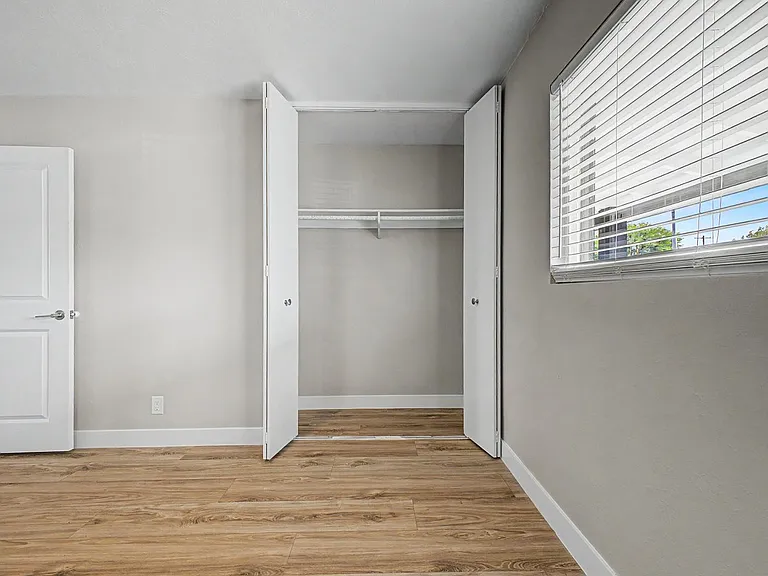 8730 E Rancho Vista Dr — Photo 20