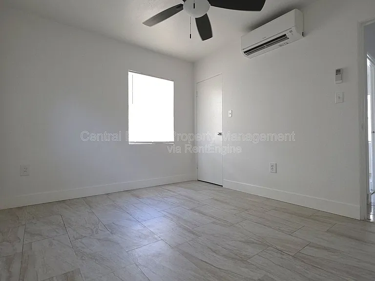 1010 E Central Blvd — Photo 16