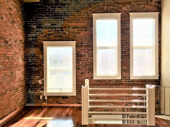 5443 Ballard Ave NW #103