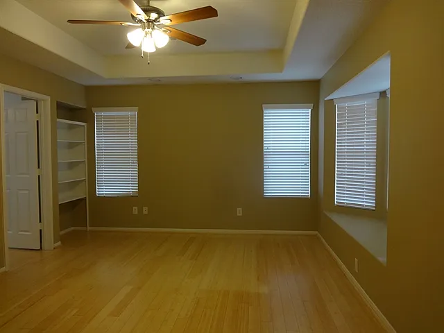 2302 Turnbury Elm Ct — Photo 10