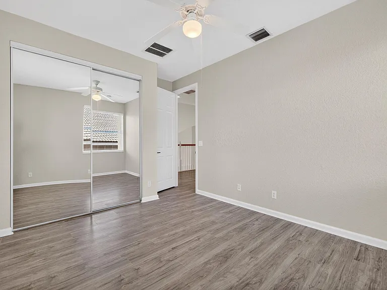 2237 SW Newport Isles Blvd — Photo 34