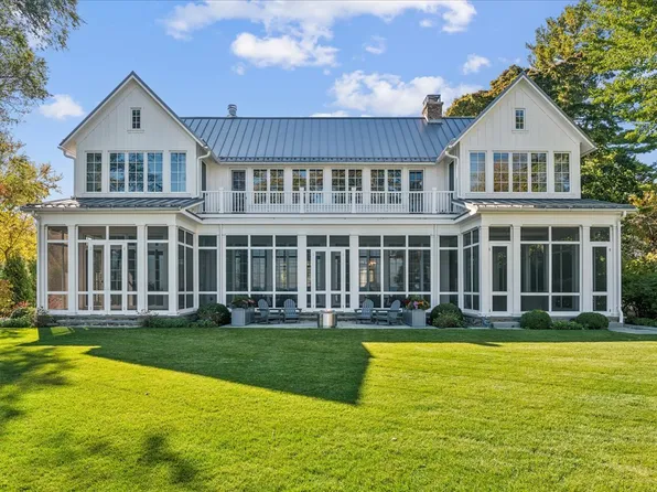 973 Sheridan Rd, Winnetka, IL 60093