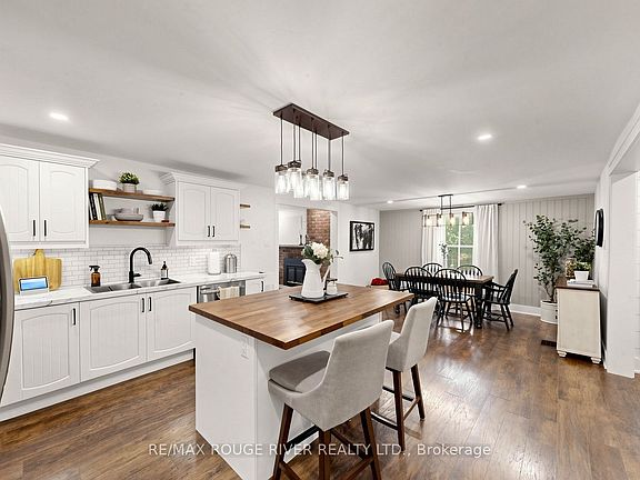 5th image of 2385 Sixth Concession Rd