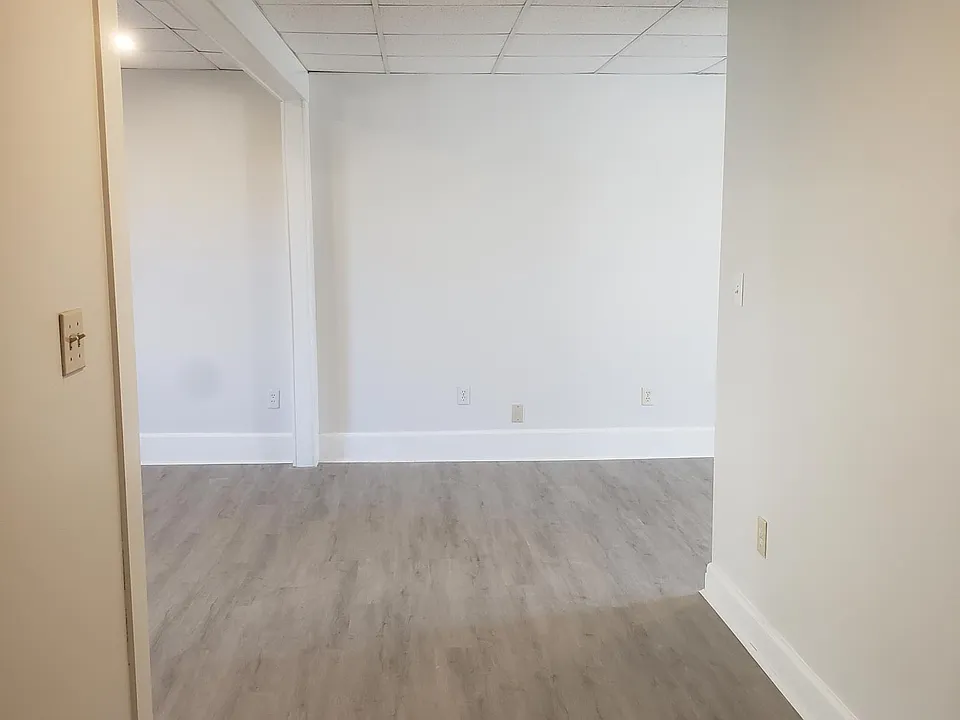 Entry from mudroom.