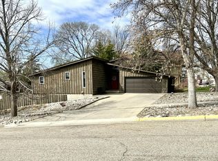 1321 E Broadway Ave, Pierre, SD 57501