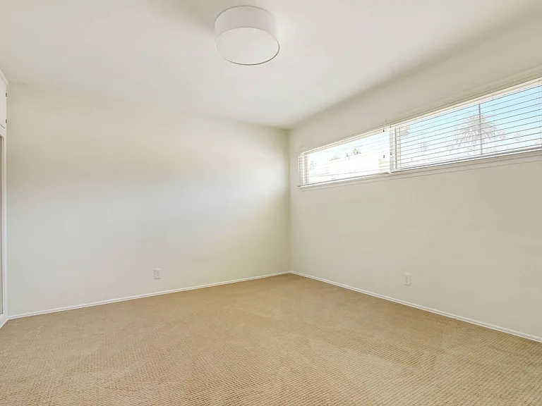 1011 19th Street in Santa Monica - North of Wilshire Blvd! — Photo 13