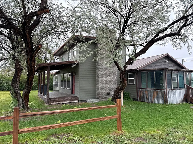 850 Sierra Rd W — Photo 6