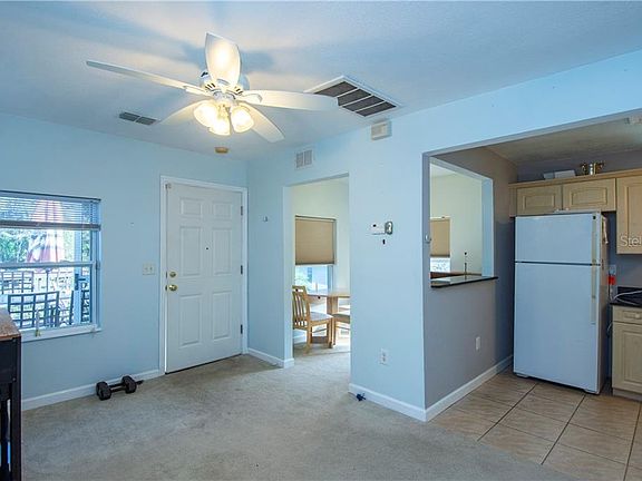 5th image of 810 11th Ave S