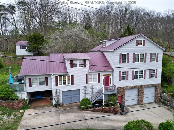 1520 Hash Ridge Rd, Barboursville, WV 25504