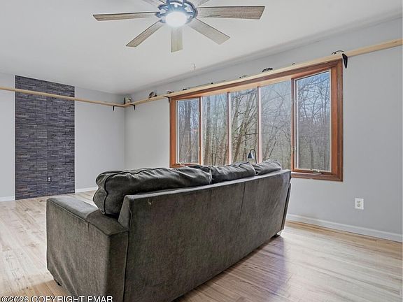 5th image of 239 Sundance Rd