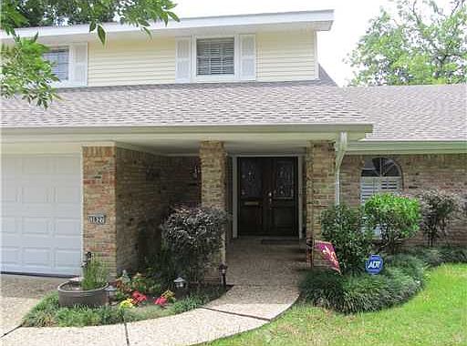 2nd image of 3827 Peach Tree Ct