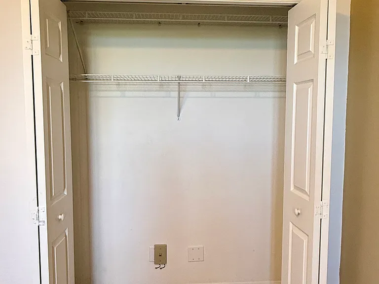 900 E Marion Ave #1202 — Photo 27