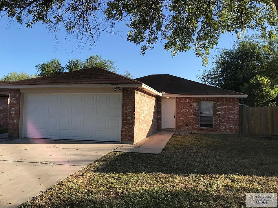 1st image of 23 Meadow Glen Dr