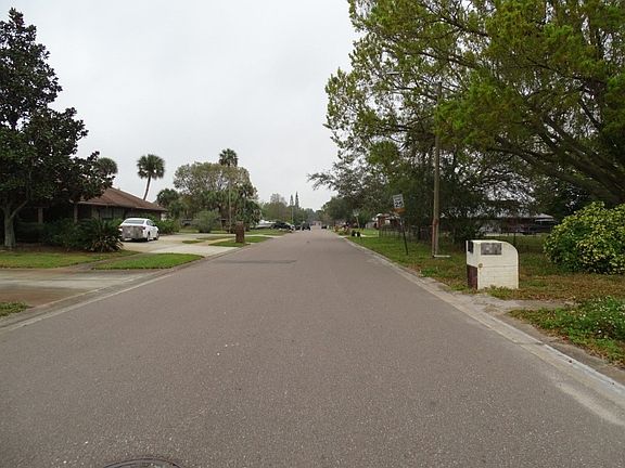 4th image of 1775 Gayle Ave