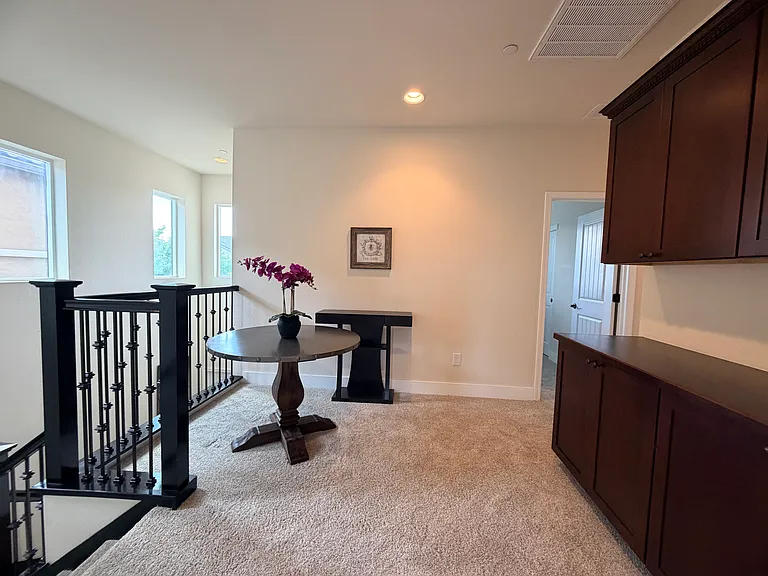 1618 Kensington Pl — Photo 32