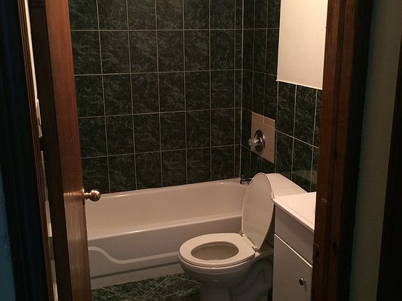 2nd image of 164 Van Horne St APT 1