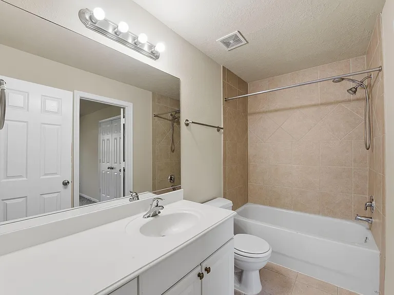 5227 Brinkman Ct — Photo 20