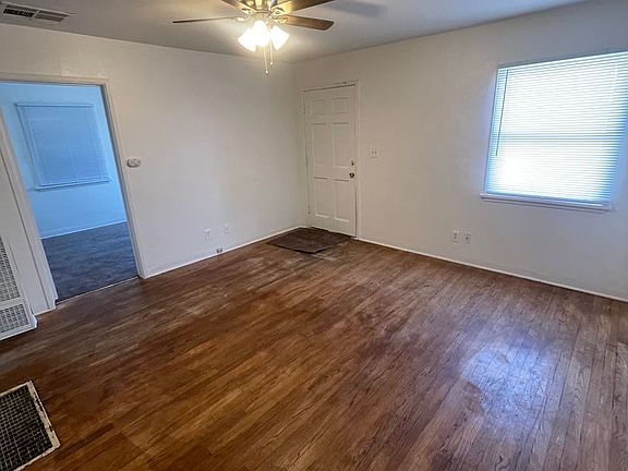2nd image of 407 Lincoln Ave Unit A