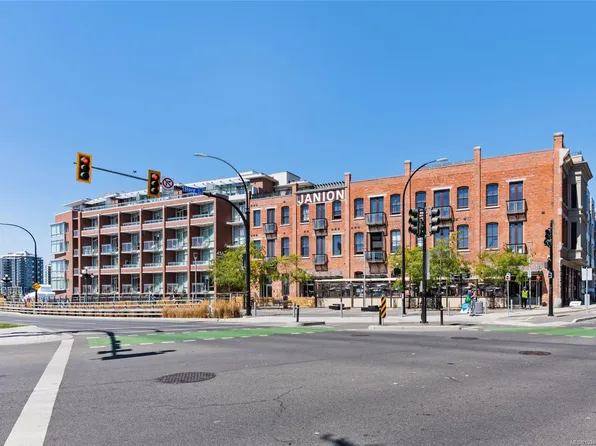 456 Pandora Ave #211, Victoria, BC V8W 0E3