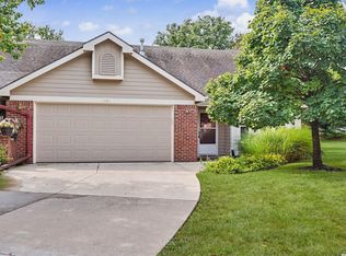 501 Regents St, Lawrence, KS 66049