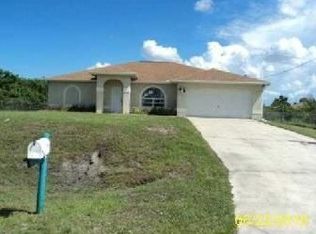 2711 Darlene Pl, Lehigh Acres, FL 33971