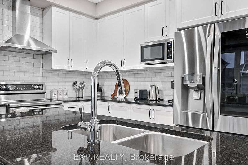 Ottawa House for rent - 4 Bedrooms — photo 11