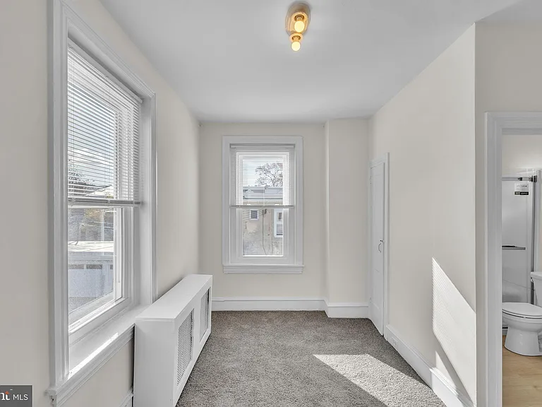 459 Martin St #2R — Photo 14