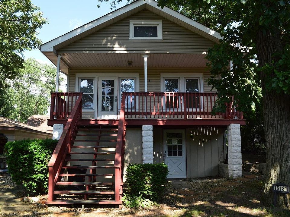 1st image of 16131 Forest Ave #Top