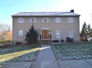 4514 Edgewood Dr, Reading, PA 19606