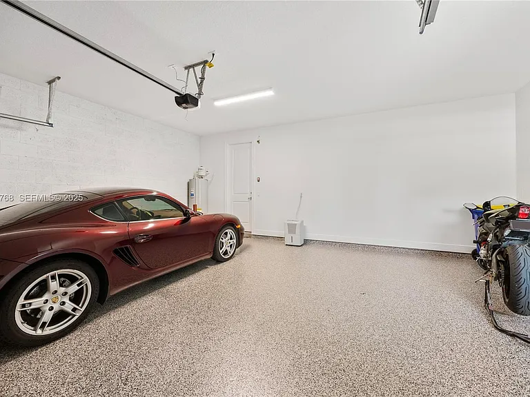 3542 NW Solange Ct — Photo 36