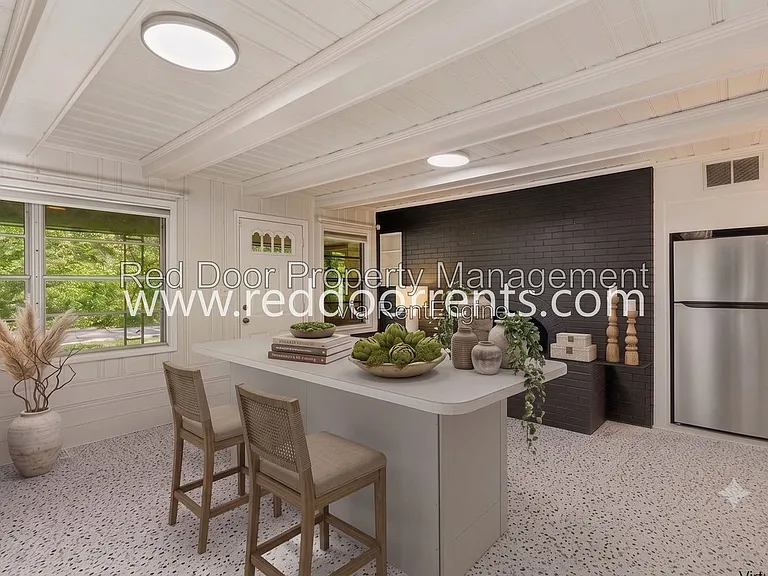 4701 Kessler Boulevard East Dr — Photo 3