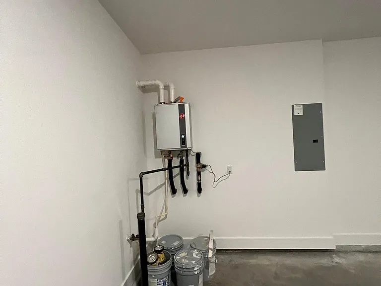 Tankless less Water Heater