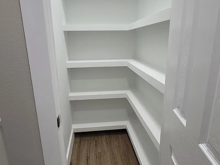 509 Medill St — Photo 12