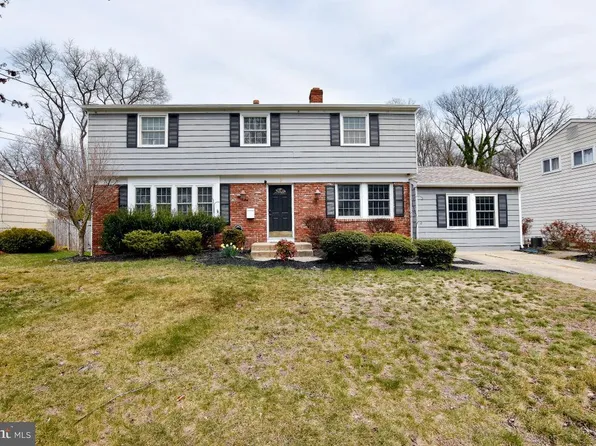 7 Purdue Dr, Delran, NJ 08075