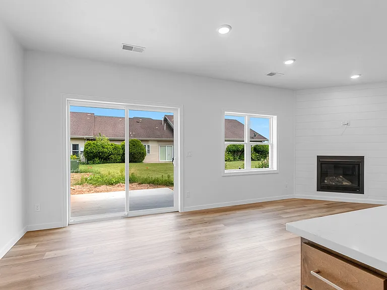 2718 Saffron Pl — Photo 9