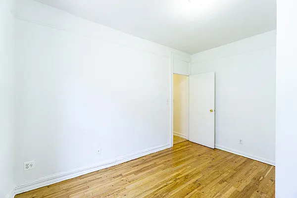 Rented by Compass | media 18